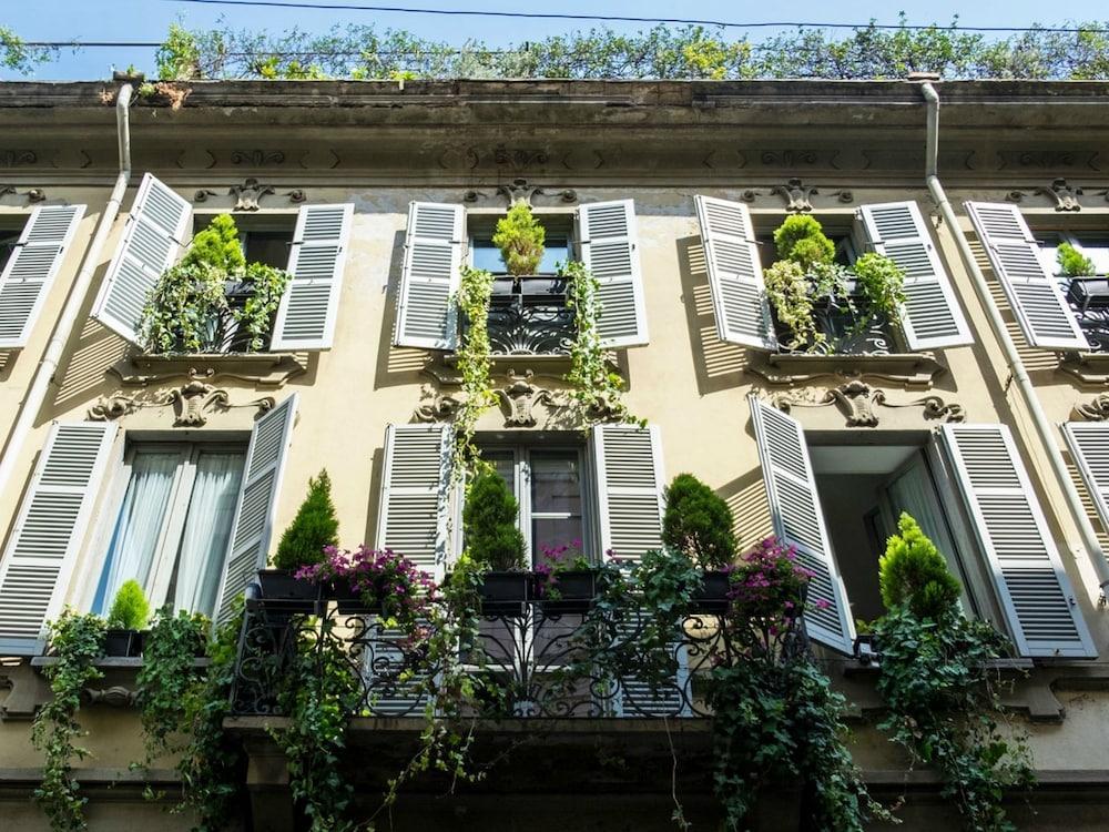 Milano Suites Exterior foto